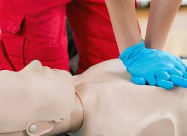 فوریت های پزشکی جهاد دانشگاهی واحد علامه طباطبایی، آموزش فوریت های پزشکی، دوره فوریت جهاد دانشگاهی، فوریت جهاد علامه طباطبایی، دوره های جهاد دانشگاهی، علامه طباطبایی, فوریت پزشکی, اورژانس, دوره اورژانس, دوره کمک و امداد